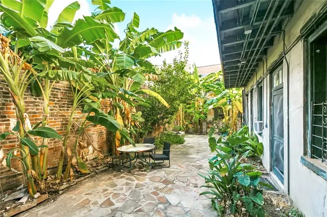 $1,200 | 928 Conti Street, Unit 8, New Orleans, LA 70112