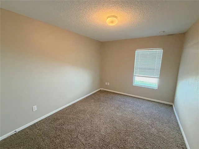 $2,100 | 125 Fairway Court, Bunnell, FL 32110