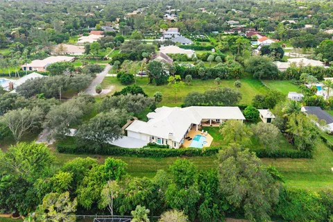 $2,000,000 | 7273 Northwest 63rd Way, Parkland, FL 33067