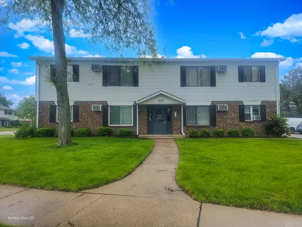 $170,000 | 370 Echo Lane, Unit 3, Aurora, IL 60504