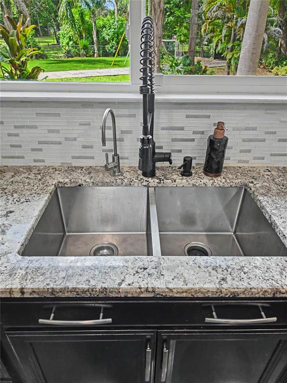 2202 Amity Court New Port Richey, FL 34655 - Photo 15 of 84 Gallery Image 15