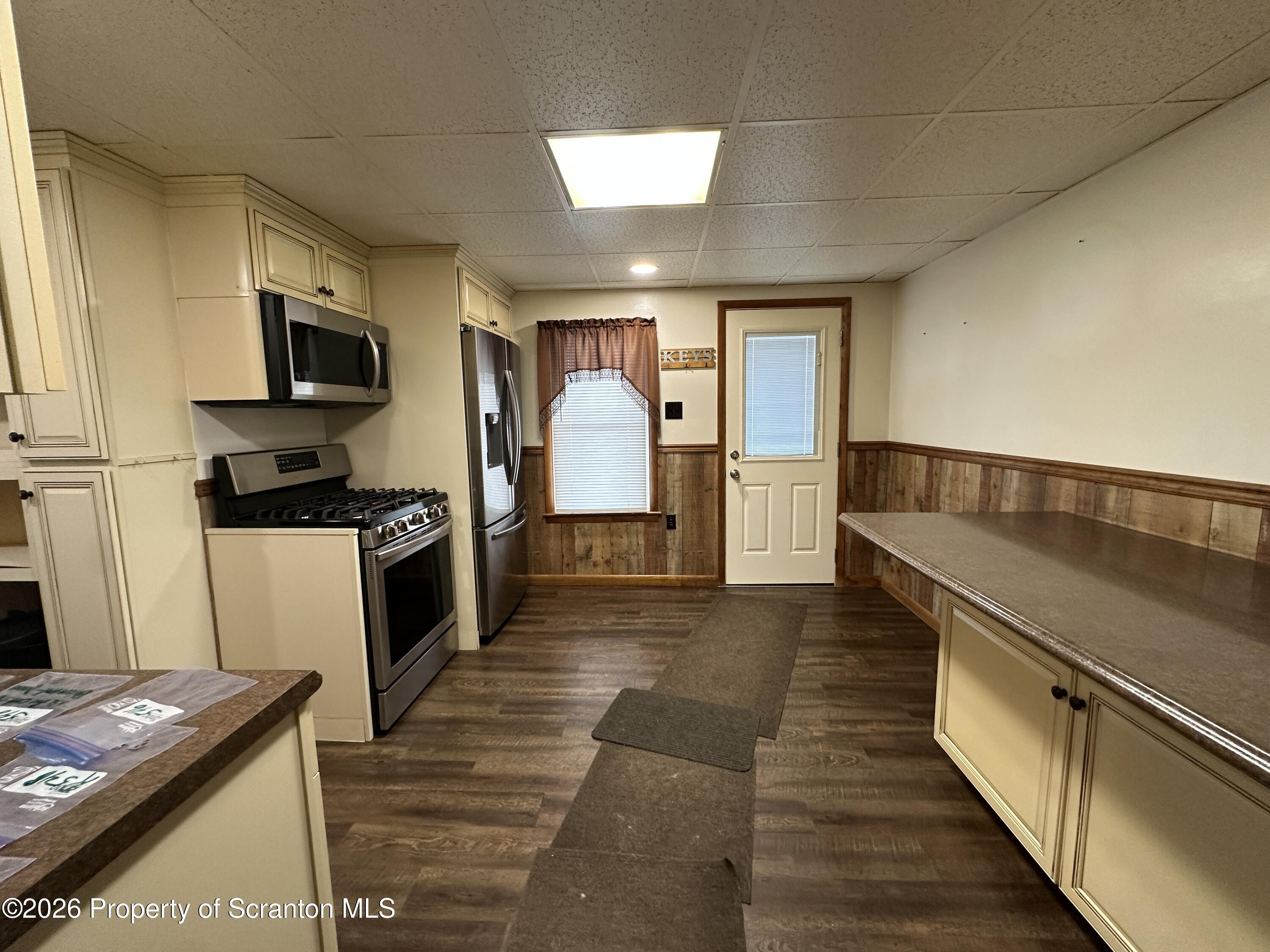 548 Main Street Dickson City, PA 18519 - Photo 6 of 13 IMG_6797