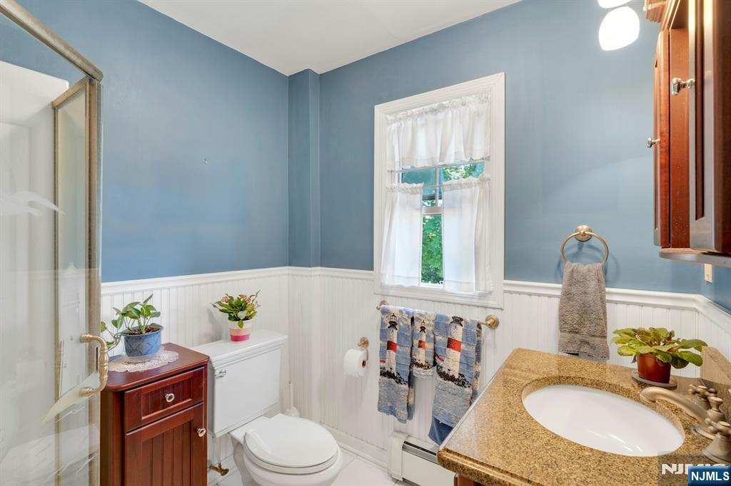 52 Terrace Avenue Rochelle Park, NJ 07662 - Photo 26 of 34