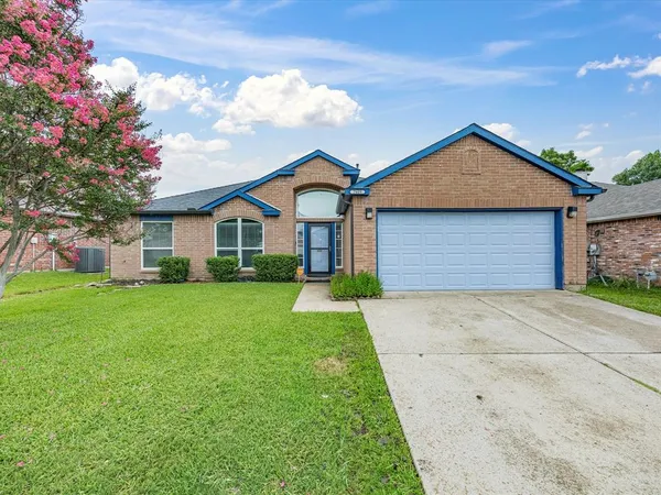 $340,000 | 7609 Albany Lane, Arlington, TX 76002