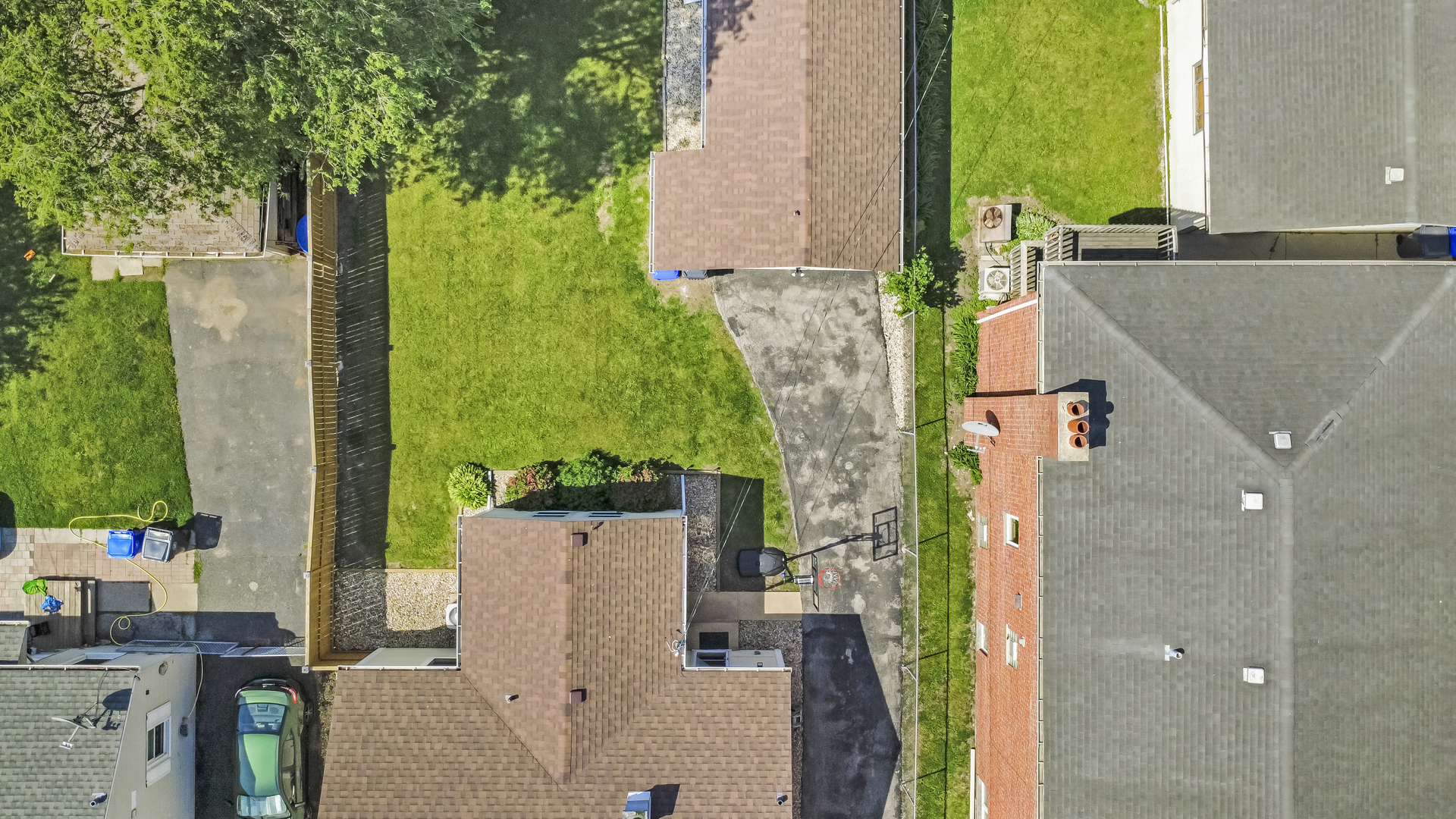 8538 45th Street Lyons, IL 60534 - Photo 27 of 29 aerial view of a house with a yard