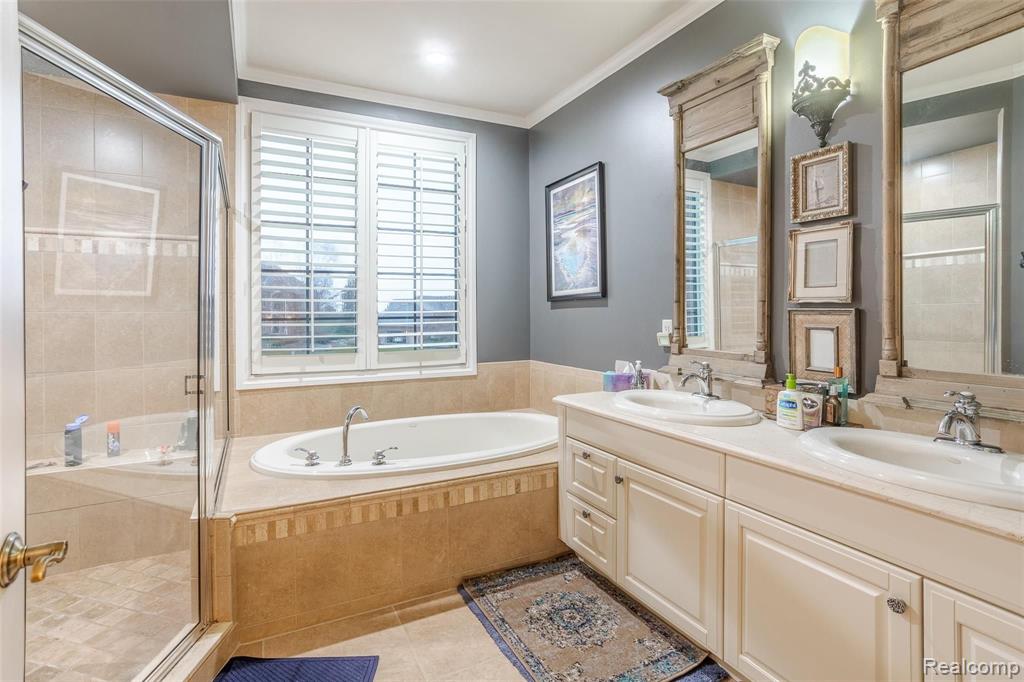 701 Wellington Circle Rochester Hills, MI 48309 - Photo 34 of 54