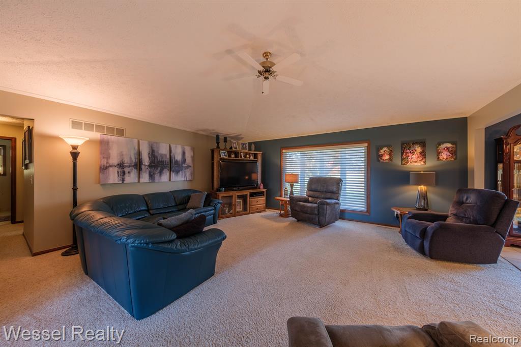 22575 32 Mile Road Armada, MI 48005 - Photo 16 of 36