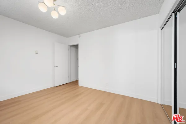 $5,495 | 833 5th Street, Unit 203, Santa Monica, CA 90403