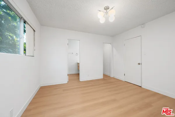 $5,495 | 833 5th Street, Unit 203, Santa Monica, CA 90403