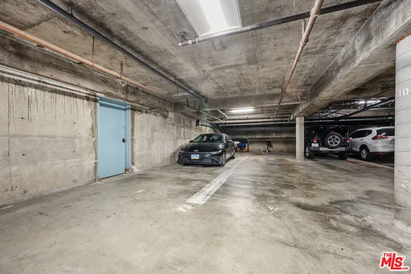 $5,495 | 833 5th Street, Unit 203, Santa Monica, CA 90403