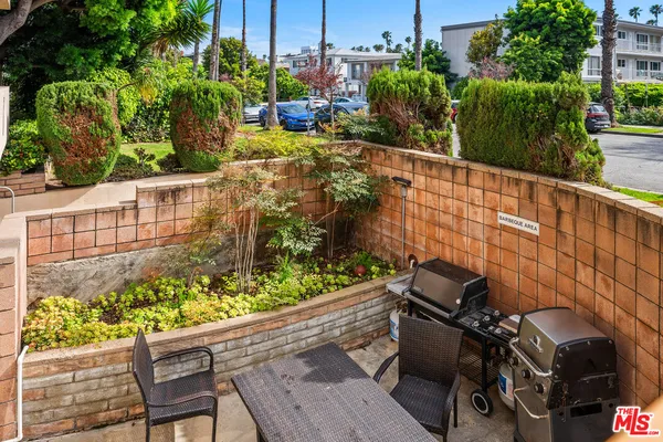 $5,495 | 833 5th Street, Unit 203, Santa Monica, CA 90403