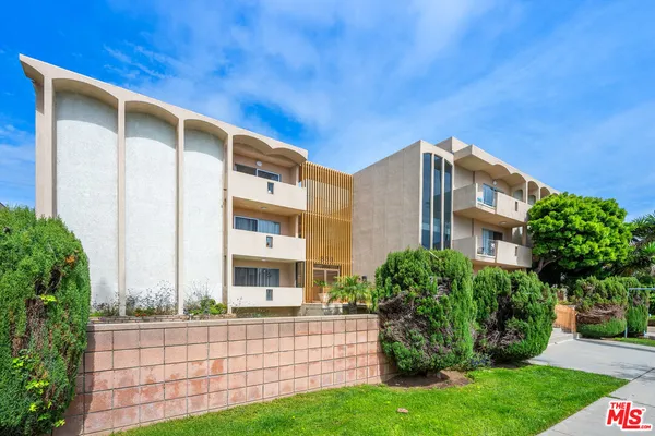 $5,495 | 833 5th Street, Unit 203, Santa Monica, CA 90403