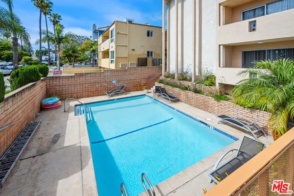 $5,495 | 833 5th Street, Unit 203, Santa Monica, CA 90403