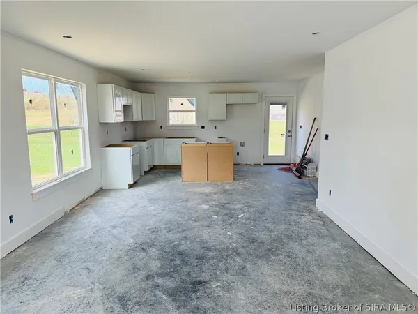 $279,000 | 1421 Mt. Zion Road, Henryville, IN 47126