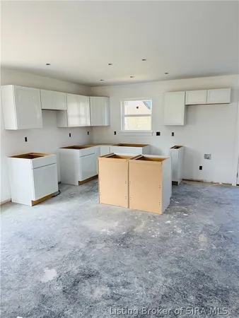 $279,000 | 1421 Mt. Zion Road, Henryville, IN 47126