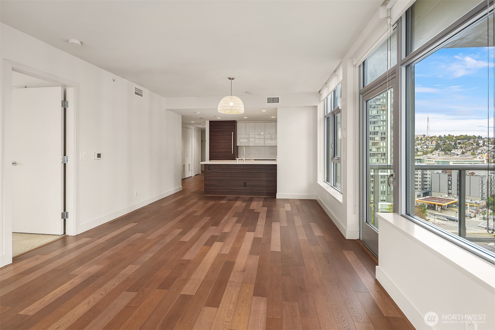 583 Battery Street, Unit 1202N Seattle, WA 98121 - Photo 11 of 40