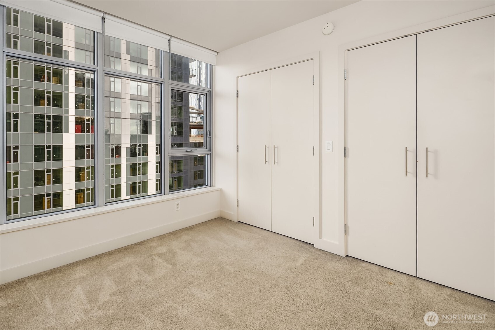 583 Battery Street, Unit 1202N Seattle, WA 98121 - Photo 20 of 40