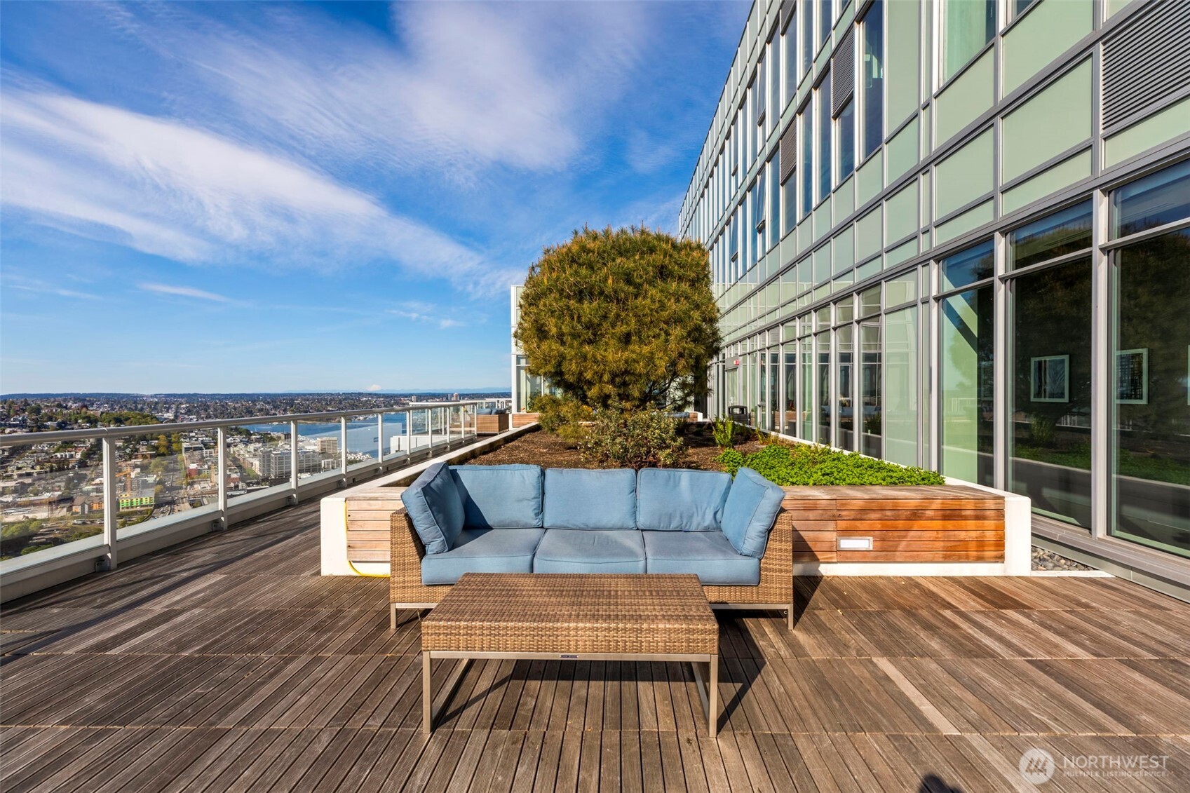 583 Battery Street, Unit 1202N Seattle, WA 98121 - Photo 25 of 40