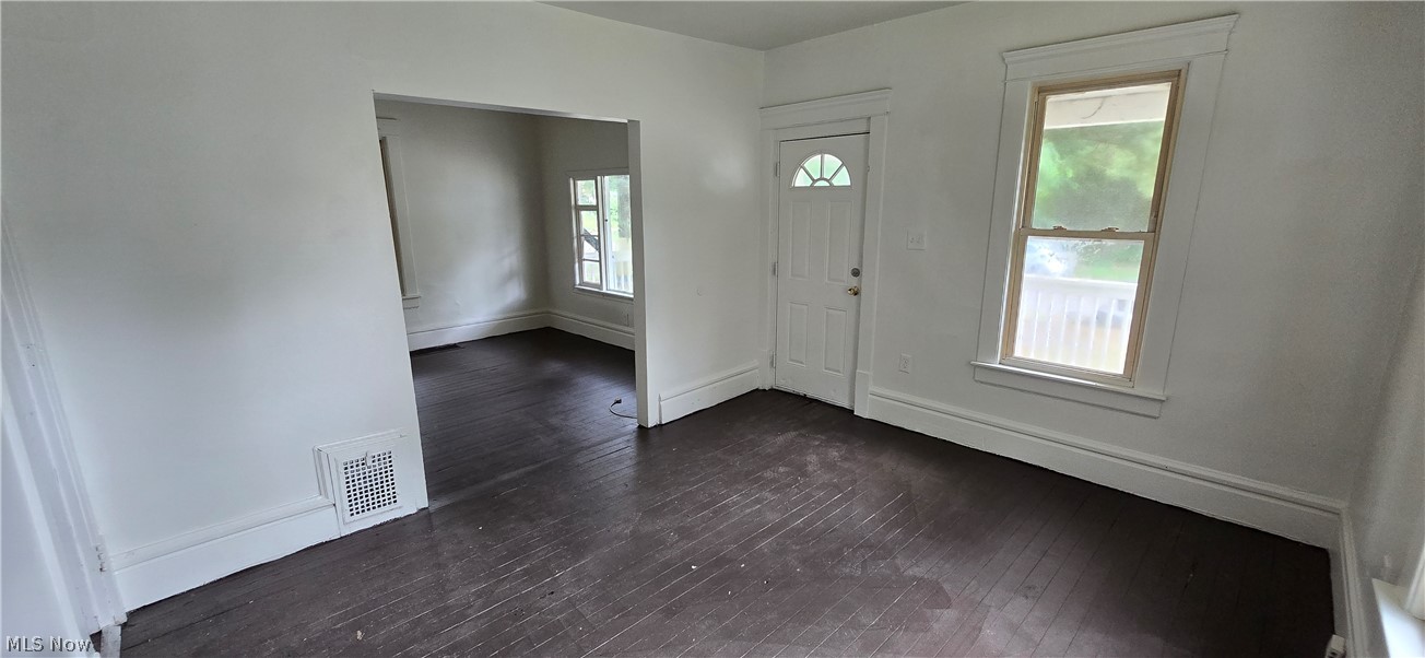 700 Carpenter Street Akron, OH 44310 - Photo 10 of 50