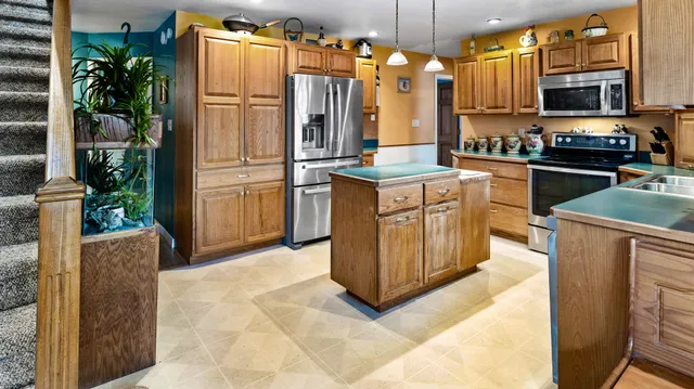 $464,900 | 197 Ferry Road, Lewiston, ME 04240