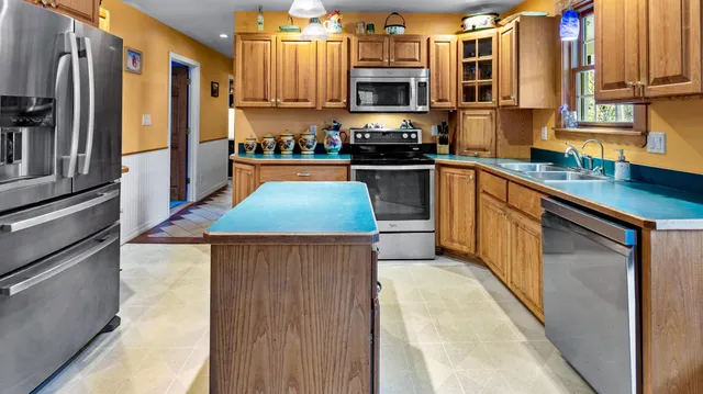 $464,900 | 197 Ferry Road, Lewiston, ME 04240