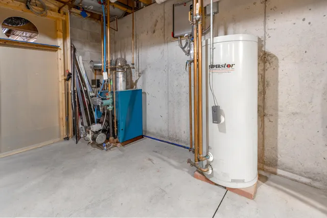 $464,900 | 197 Ferry Road, Lewiston, ME 04240