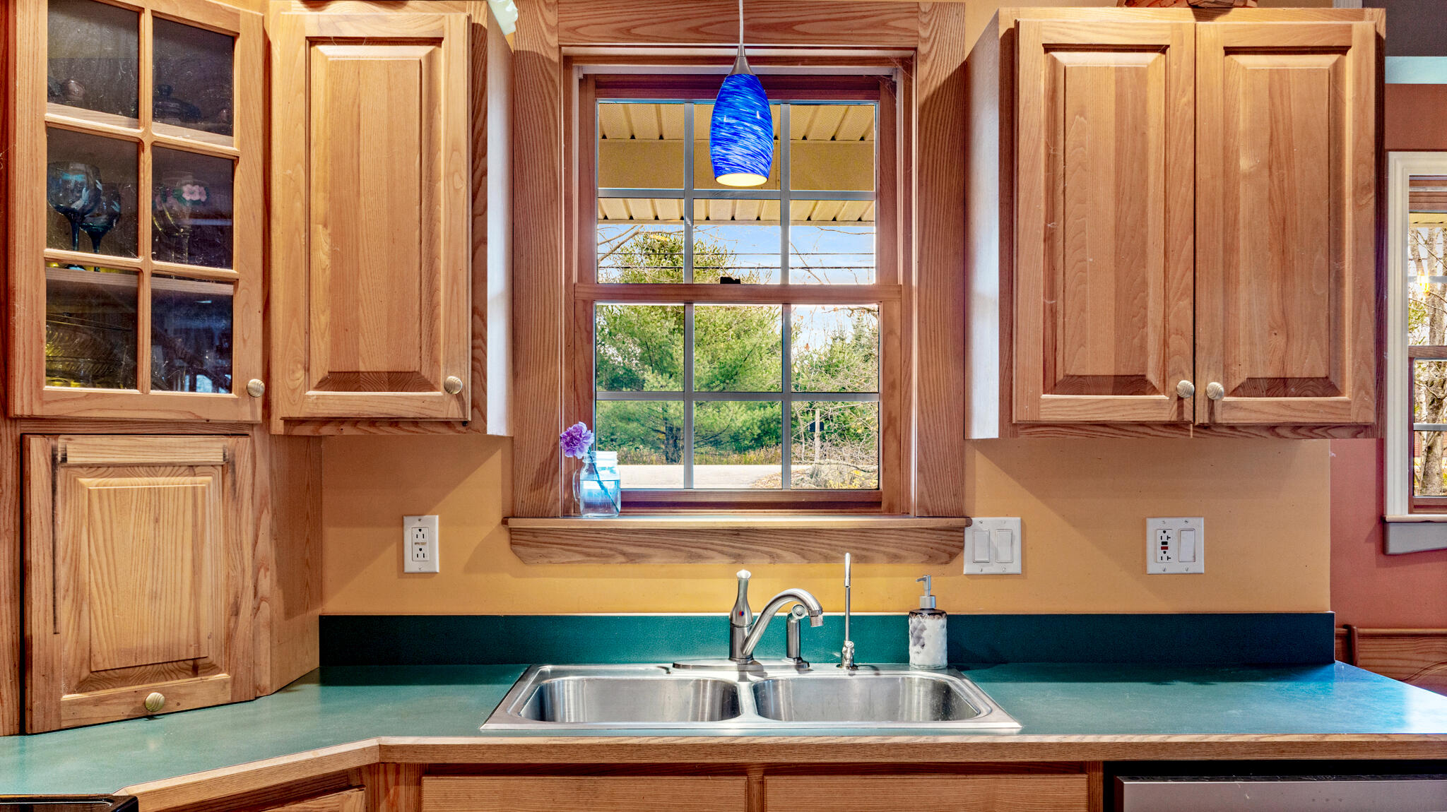 197 Ferry Road Lewiston, ME 04240 - Photo 5 of 69 197 Farry Road08