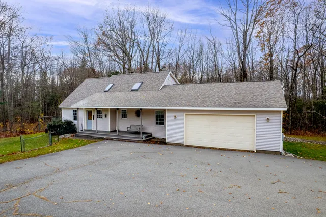 $464,900 | 197 Ferry Road, Lewiston, ME 04240