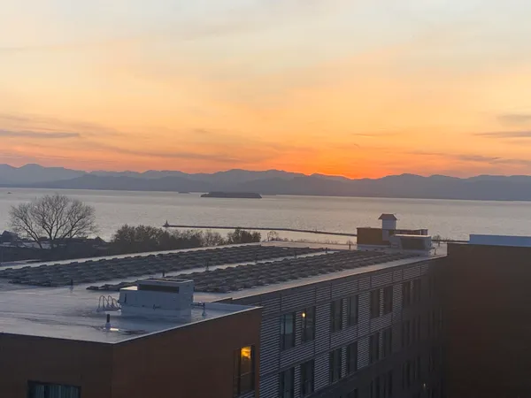 $329,900 | 131 Main Street, Unit 504, Burlington, VT 05401