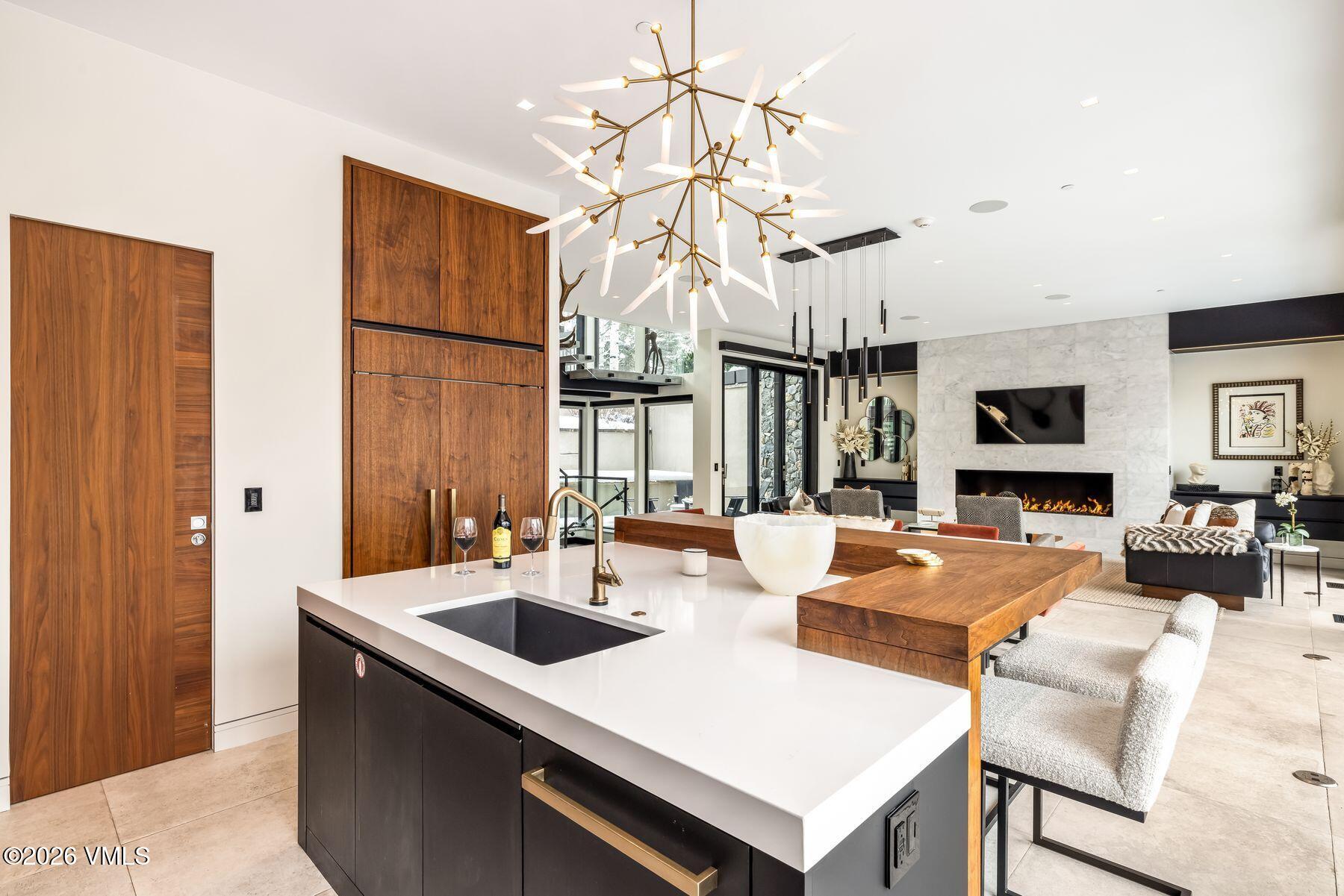 175 West Forest Road Vail, CO 81657 - Photo 15 of 52 photo_online_014