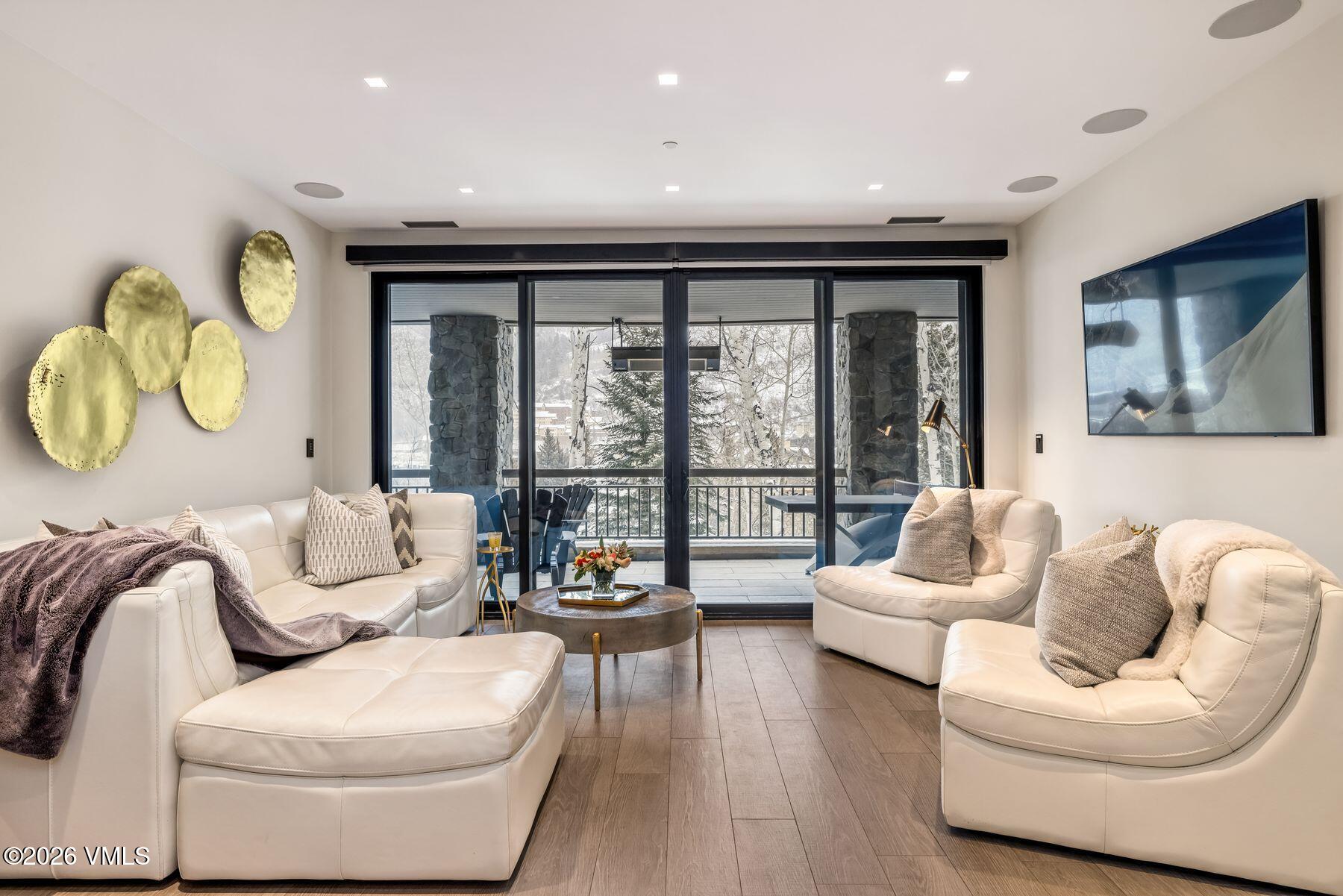 175 West Forest Road Vail, CO 81657 - Photo 32 of 55 photo_online_032