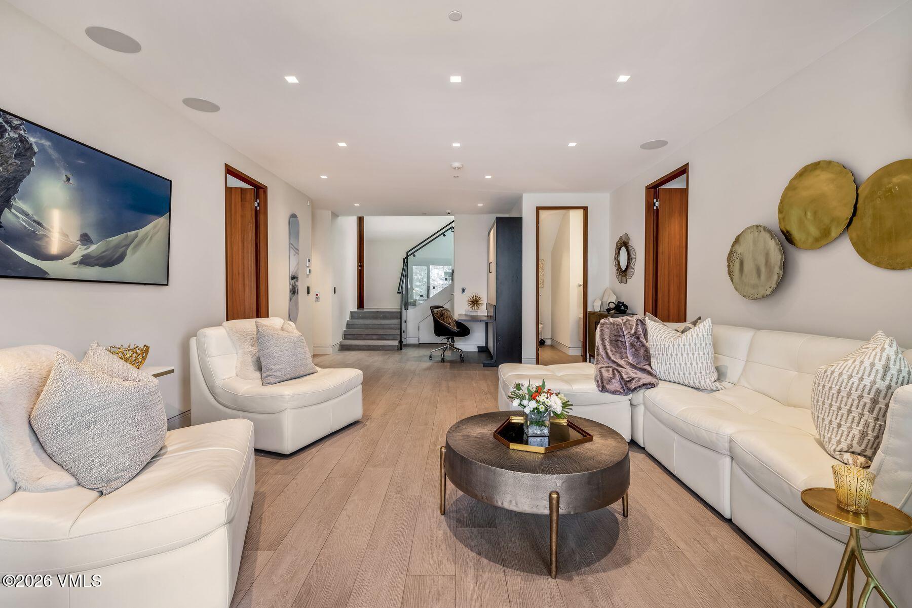 175 West Forest Road Vail, CO 81657 - Photo 34 of 55 photo_online_034