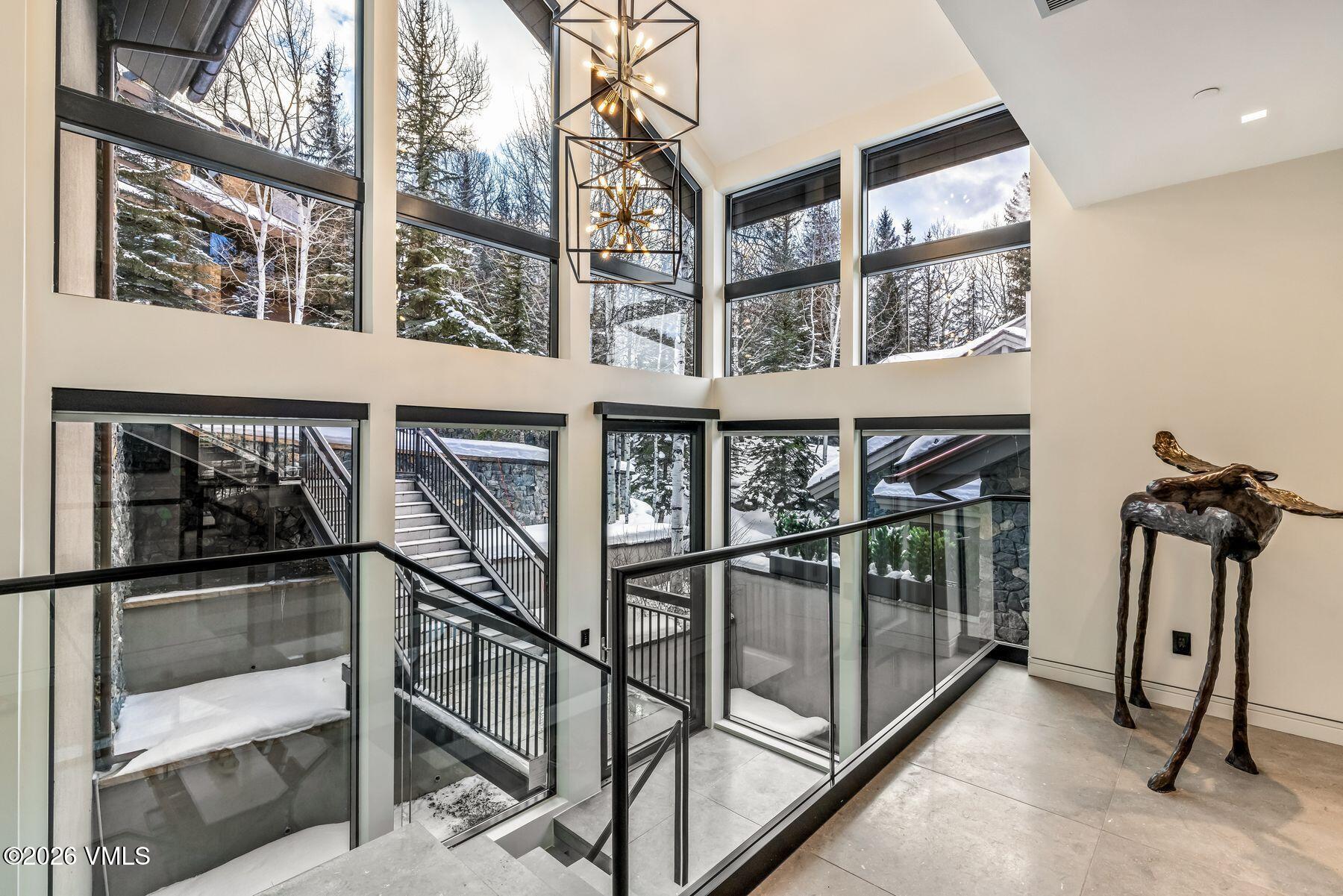 175 West Forest Road Vail, CO 81657 - Photo 4 of 52 photo_online_003