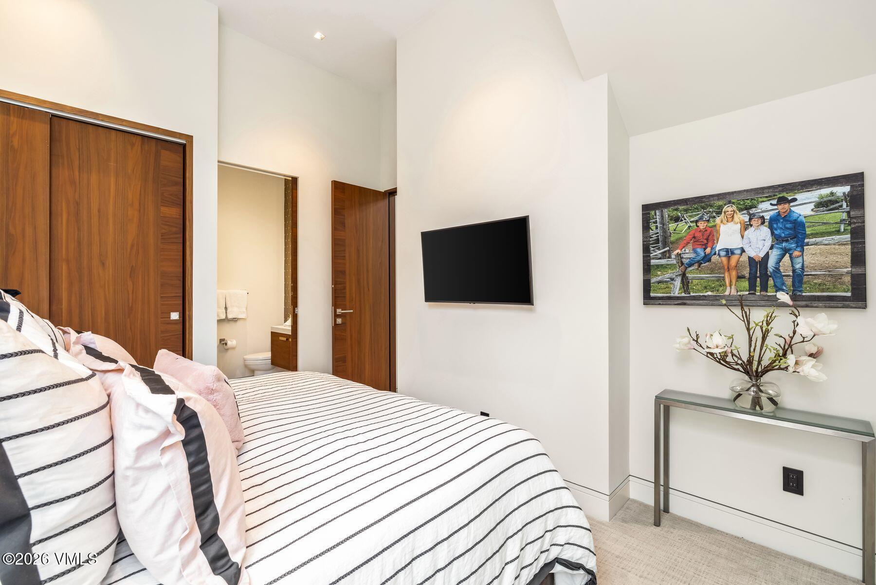 175 West Forest Road Vail, CO 81657 - Photo 50 of 55 photo_online_050