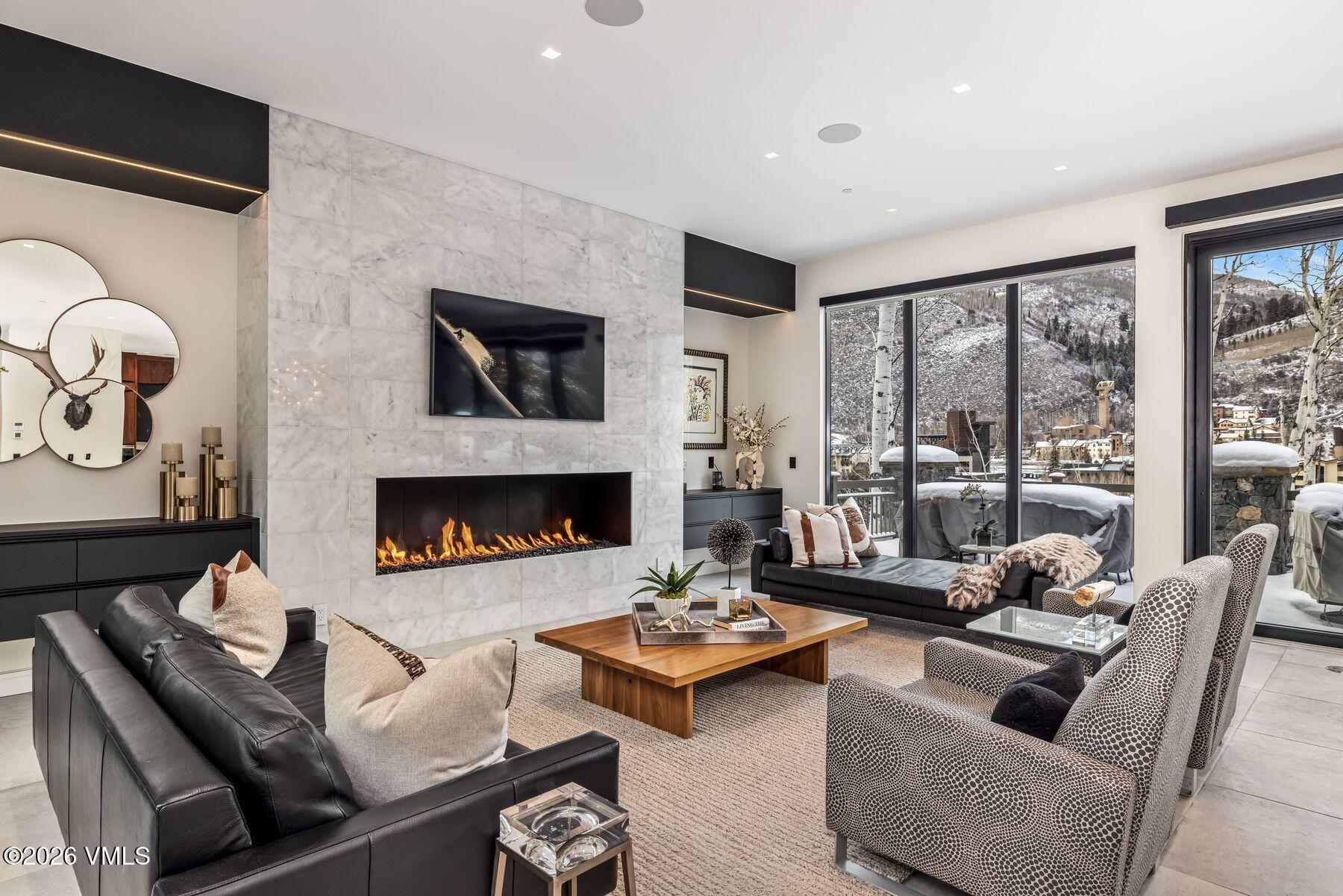175 West Forest Road Vail, CO 81657 - Photo 5 of 52 photo_online_004