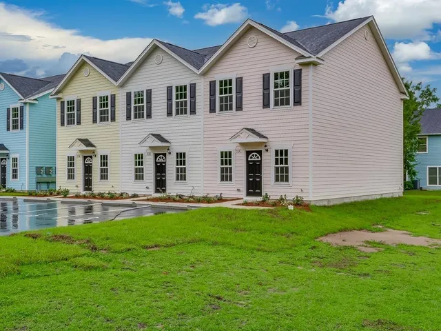 $1,499 | 10 Old Courthouse Way, Unit B, Crawfordville, FL 32327