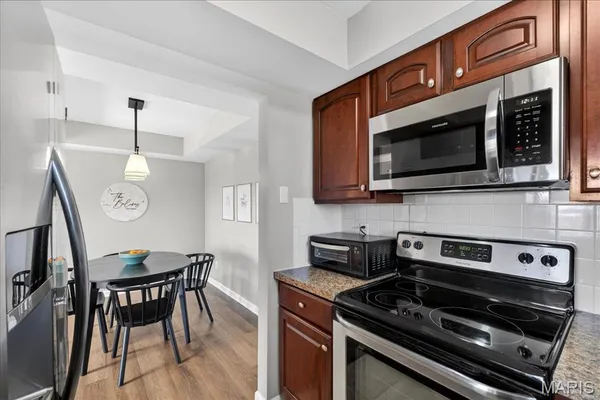 $239,900 | 6300 Sprig Oak Court, Unit C, St. Louis, MO 63128