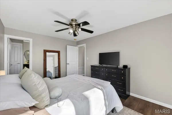 $239,900 | 6300 Sprig Oak Court, Unit C, St. Louis, MO 63128