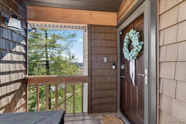 $239,900 | 6300 Sprig Oak Court, Unit C, St. Louis, MO 63128