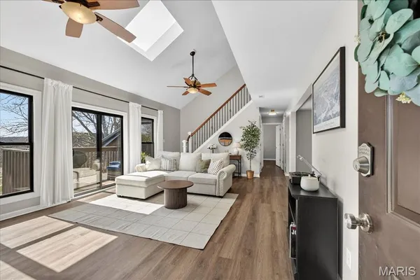 $239,900 | 6300 Sprig Oak Court, Unit C, St. Louis, MO 63128