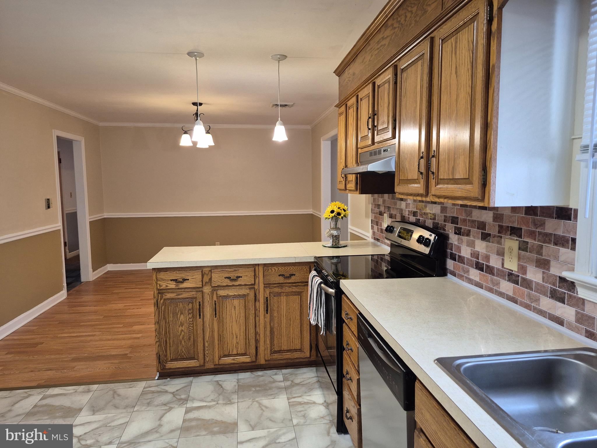 906 Loch Raven Road Salisbury, MD 21804 - Photo 9 of 38 Good size kitchen w/ lots of solid pine cabinets