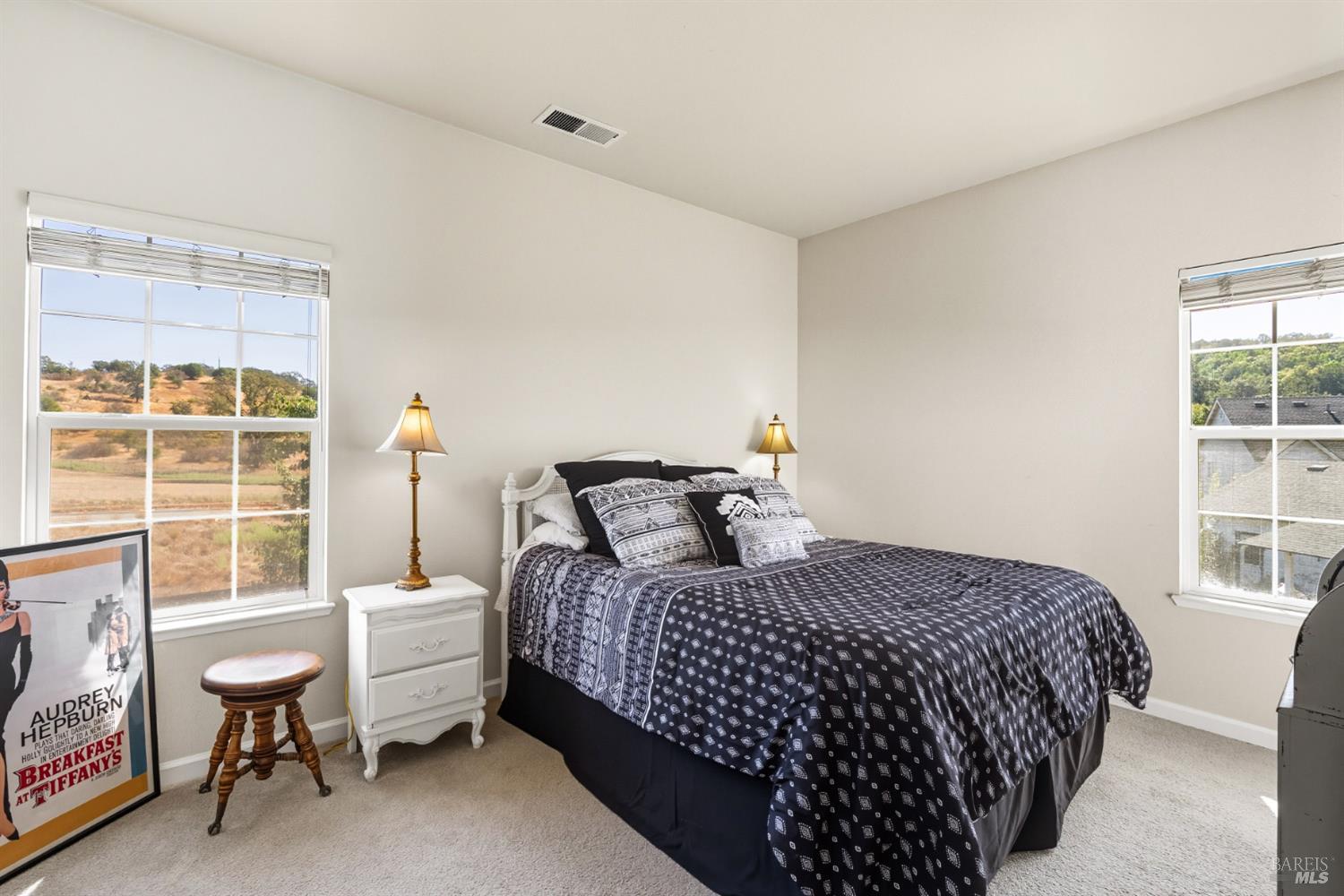 1724 Palomino Court Healdsburg, CA 95448 - Photo 20 of 30 a bedroom with a bed and a window