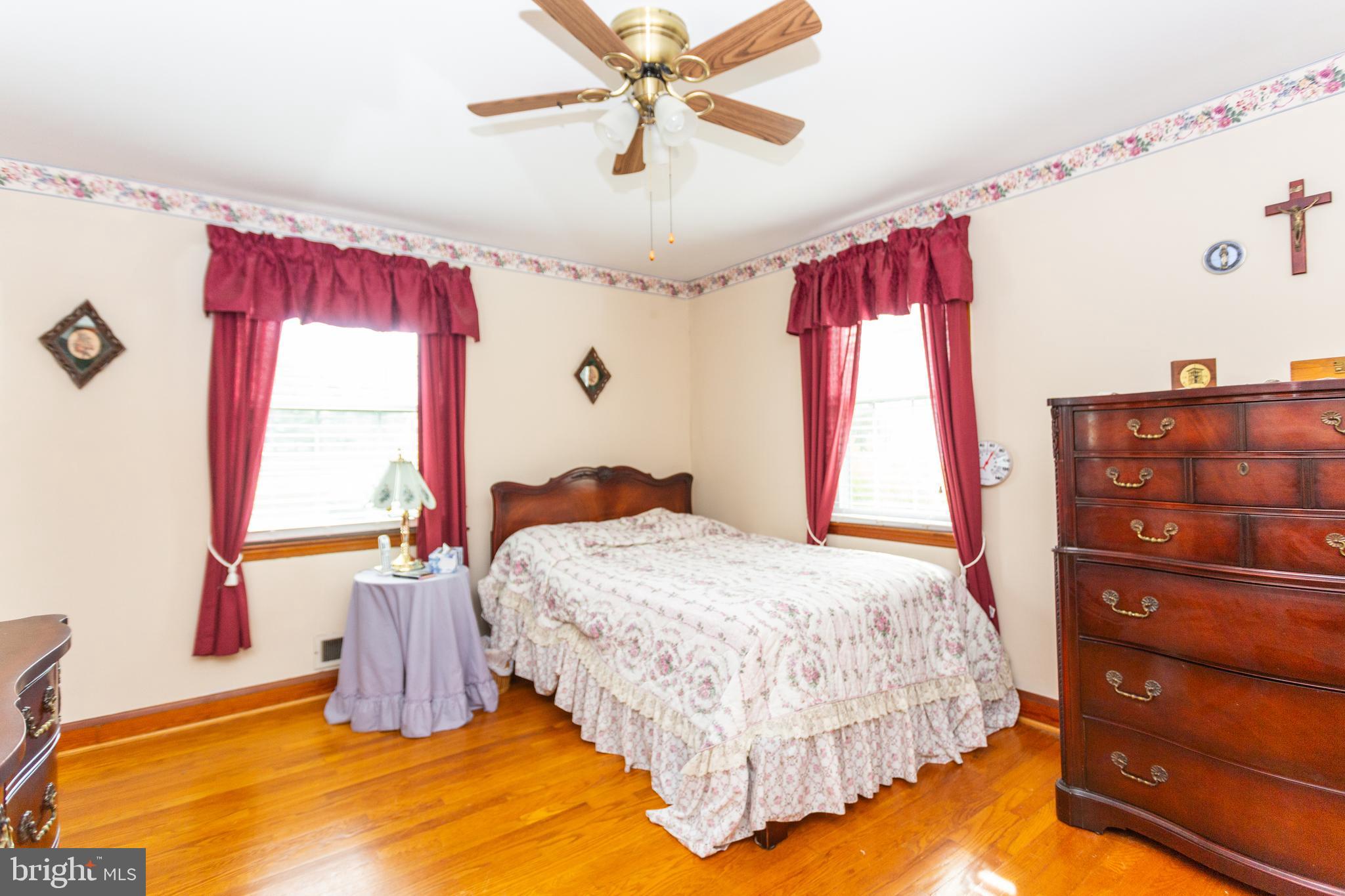 4232 East Joppa Road Baltimore, MD 21236 - Photo 22 of 40 Spacious Master Bedroom