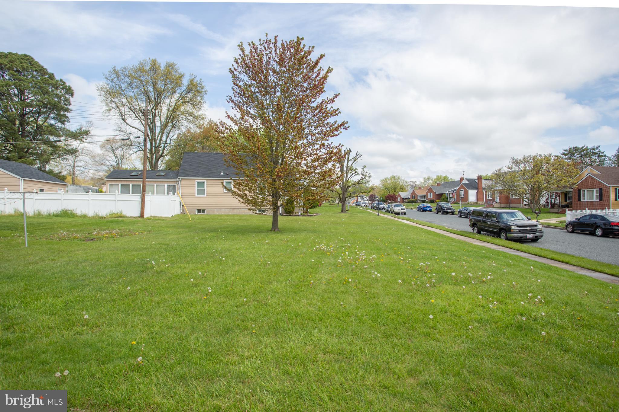 4232 East Joppa Road Baltimore, MD 21236 - Photo 4 of 40 big backyard for family