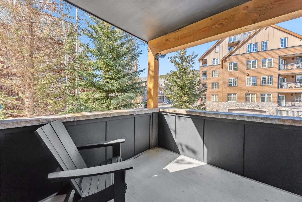 96 River Run Road, Unit A Keystone, CO 80435 - Photo 24 of 50 a balcony with table and chairs