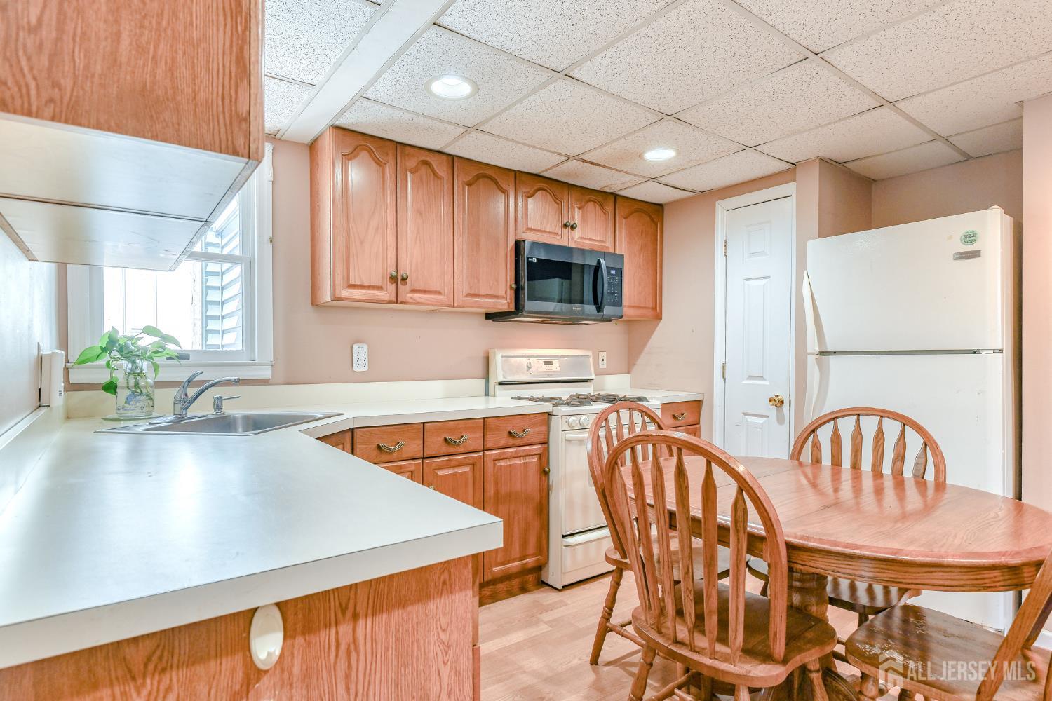 23 Mercer Road Old Bridge, NJ 08857 - Photo 12 of 42