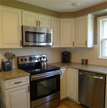 20 1/2 Webb Street, Unit 1B Middleton, MA 01949 - Photo 2 of 18