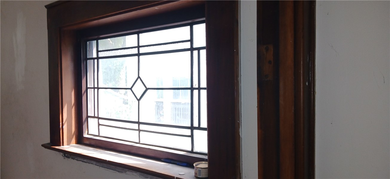 54 Berry Street Rochester, NY 14609 - Photo 8 of 40 entry foyer leaded glass