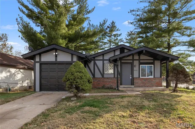 $149,900 | 2370 Indiancup Drive, Florissant, MO 63033
