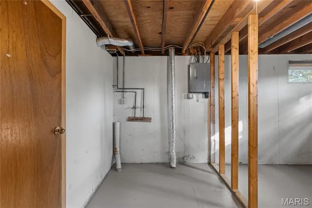 $149,900 | 2370 Indiancup Drive, Florissant, MO 63033